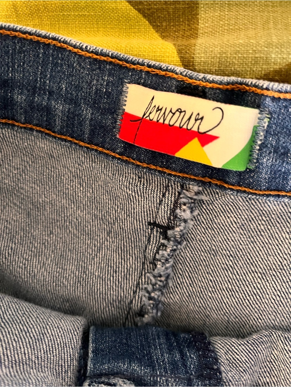 ModCloth Fervour rainbow retro bell-bottom 70s jeans size 29/9 fits 30 6 8 VGUC - Picture 3 of 4